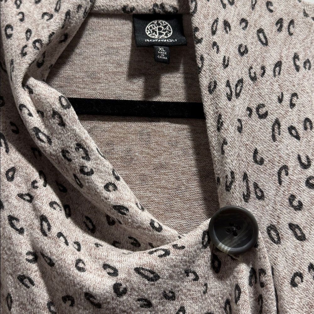 Bobeau animal print cardigan - Picture 5 of 5